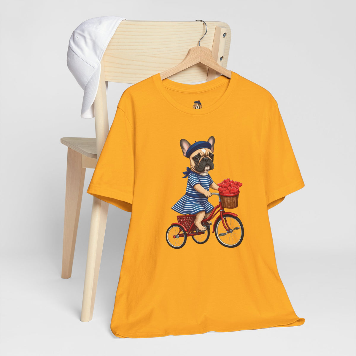 Frenchie à Vélo T-Shirt — French Bulldog on Bicycle with Heart Roses Tee